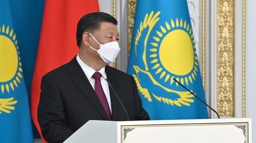 „Co se děje na Ukrajině?“ Si Ťin-pching se dožadoval Putinova vysvětlení